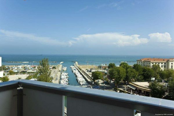 Waldorf Palace (Cattolica)